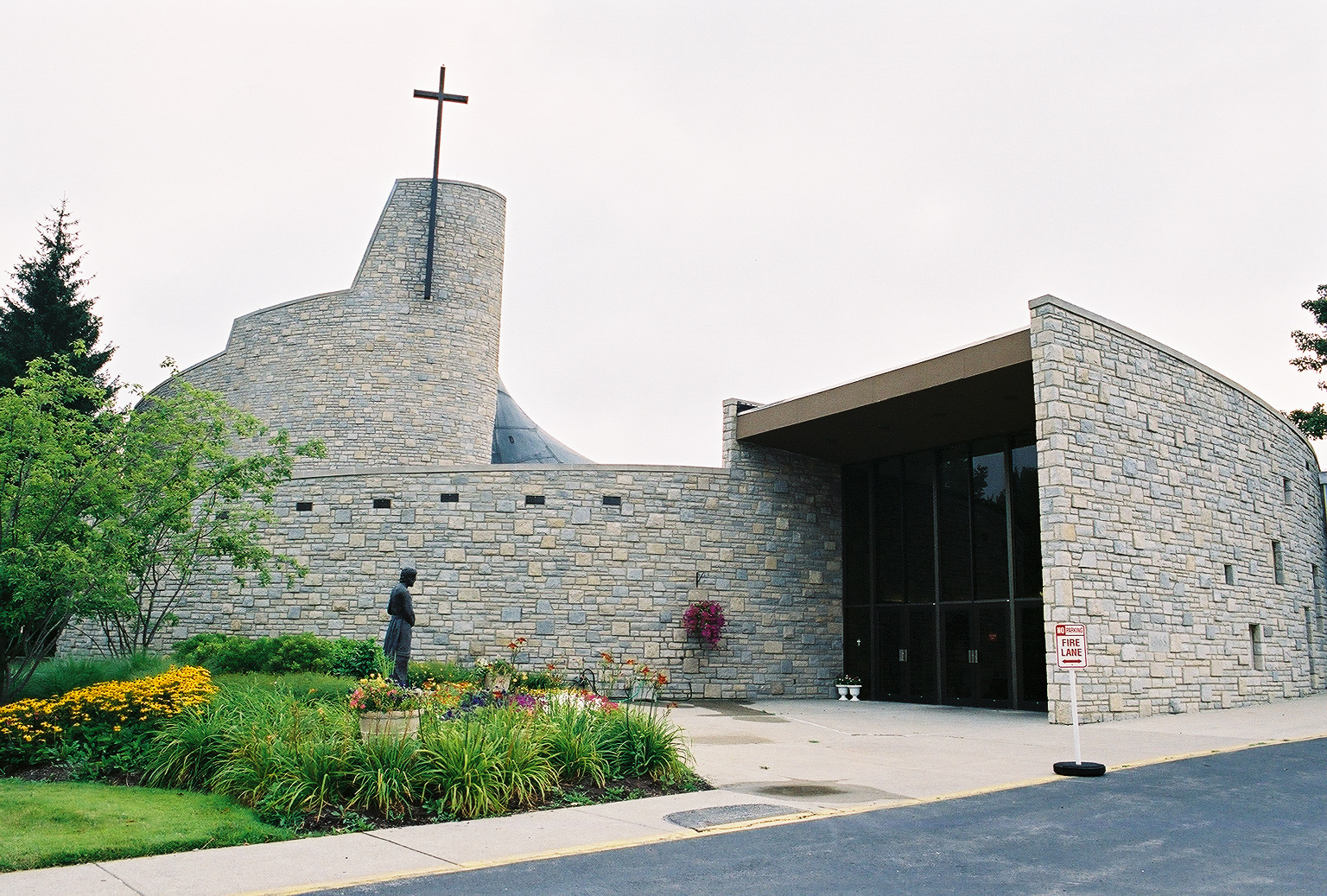 St. Matthew the Apostle Catholic church, Gahanna, Ohio
